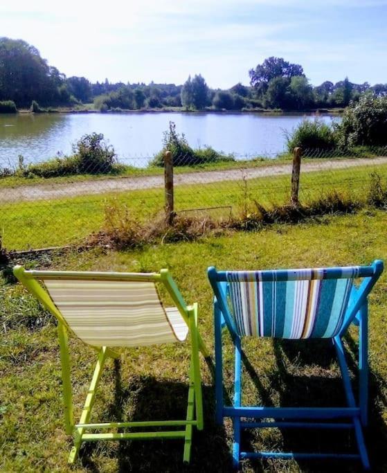 Maison Face A L'Etang Precy Екстер'єр фото
